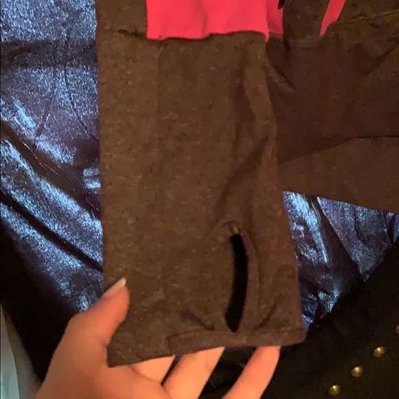 Lululemon running jacket - Picture 3 of 4